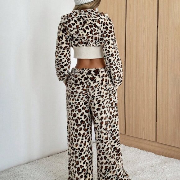 Multicolor Casual Women's Leopard Print Zip-Up Jacket And Shorts - Picture 2 of 5